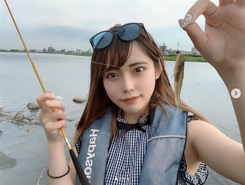 釣りガールのみなせちわとスーパーナブラと宇野澤瞳